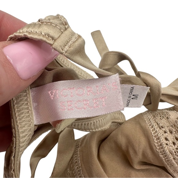 Victoria’s Secret Tan Beige Silk Thong Tie Sides medium - Picture 4 of 6